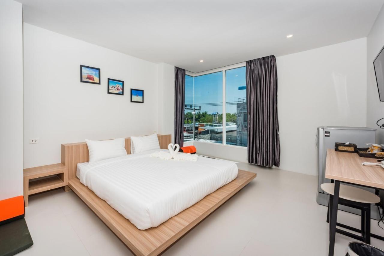 Phuket Marine Poshtel - Sha Plus Csalong Kültér fotó
